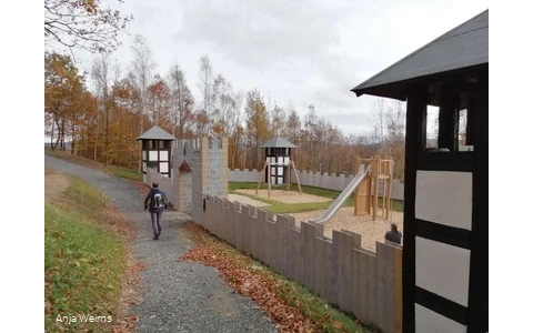 Ritterburg Spielplatz Burgruine Eversberg