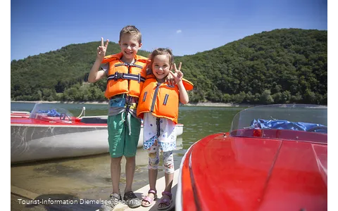 Bootfahren am Diemelsee - Fotograf Sabrinity.jpg