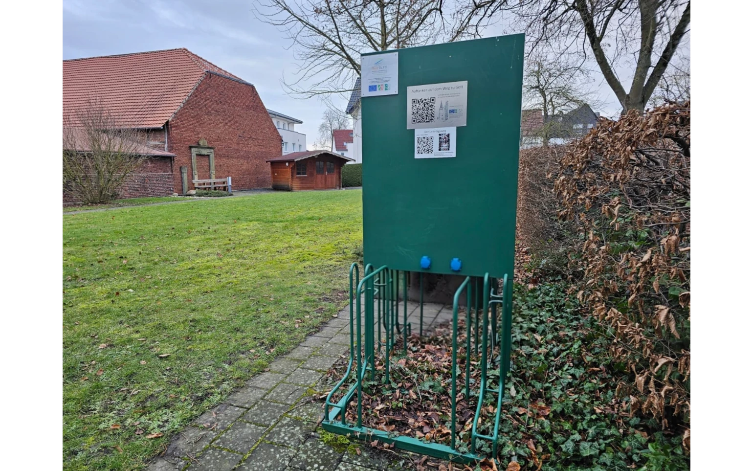 E-Bike-Akku-LadestationinPastorsGarten.jpeg