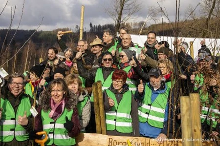 Plantcampagnes met burgers in Warstein.