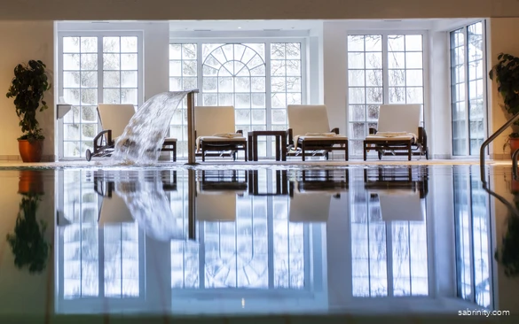 Hotel-plaat-zwembad-fotoHotel-sabrinity.jpg