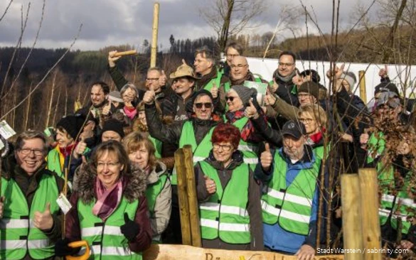 Planting campaigns with citizens in Warstein.