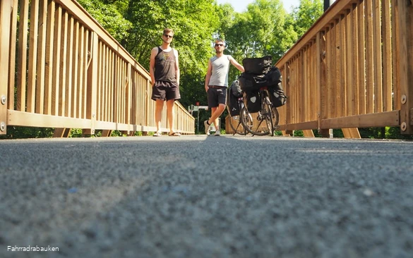 Bloggers Henrik and Bastian out and about on the RuhrtalRadweg.