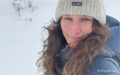 Eine niederländische Bloggerin beim Wintersport im Sauerland