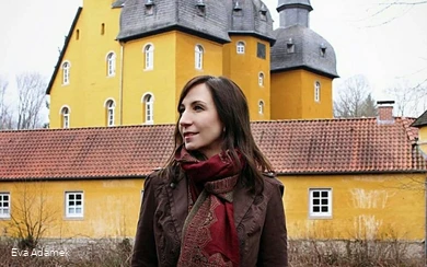 The blogger Eva Adamek alias Burgdame.