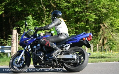 Motorradfahren im Sauerland_Sauerland-Tourismus 
