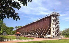 Das große Gradierwerk im Kurpark von Bad Westernkotten 