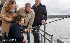PM_Einweihung des barrierefreien Angelplatzes am Möhnesee_Foto 2 (c) Ruhrverband.JPG