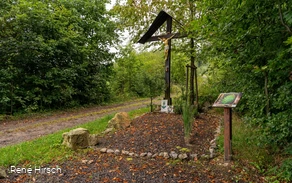 Verweil-Ort Kreuz-Wege