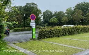 E-Auto Ladesäule Seepark 01.jpg