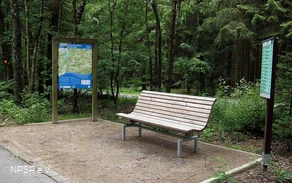 Rastplatz am Wanderparkplatz Piener Kopf