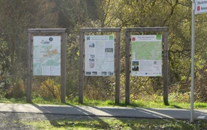 Infotafeln mit Radrouten und Infos rund um das Dorf Züschen.