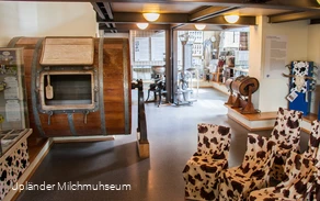 uplaender-milchmuhseum-innen