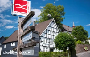 Half-timbered house-in-the-Sauerland-Wanderdorf-Kirchhundem
