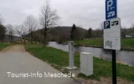 schild Womosp mit Stromsäule.jpg
