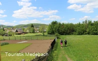 Wanderer erreichen das Orkedorf Medelon