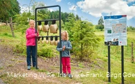 Kuhglockenspiel auf dem Milch-Erlebnispfad Usseln