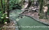 Adventure Golf 1.jpg