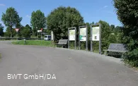 13 Parkplatz Gruß.JPG