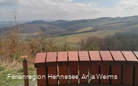 Waldtheke mit Aussicht am BierbrauWunderweg Grevenstein