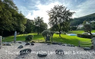 Spielplatz und Liegewiese