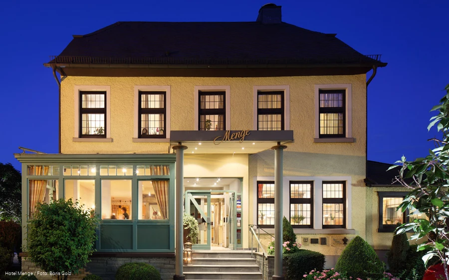 Hotel Menge exterior view
