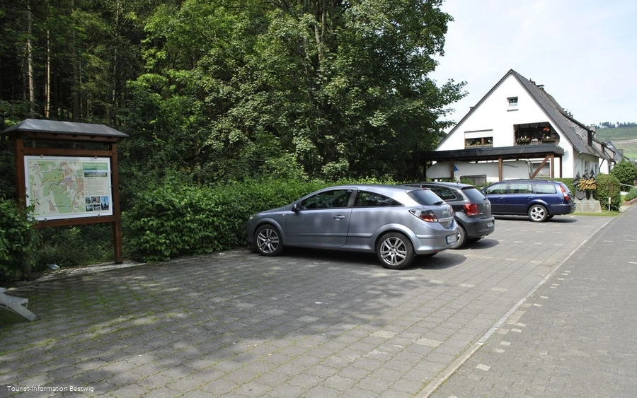 Wanderparkplatz Ostwig am Steinberg