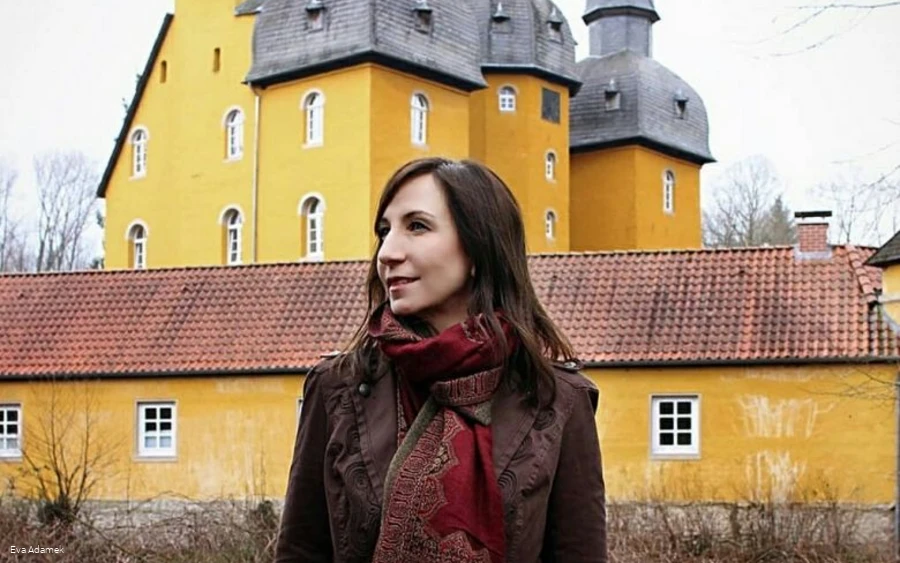De blogger Eva Adamek alias Burgdame.