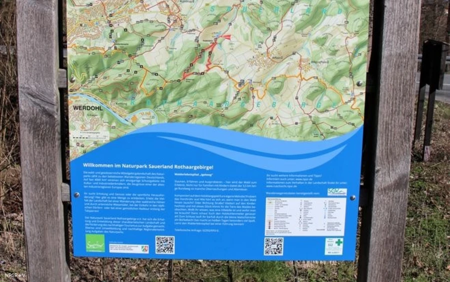 Infotafel am Wanderparkplatz Borke Infotafel am Wanderparkplatz Borke