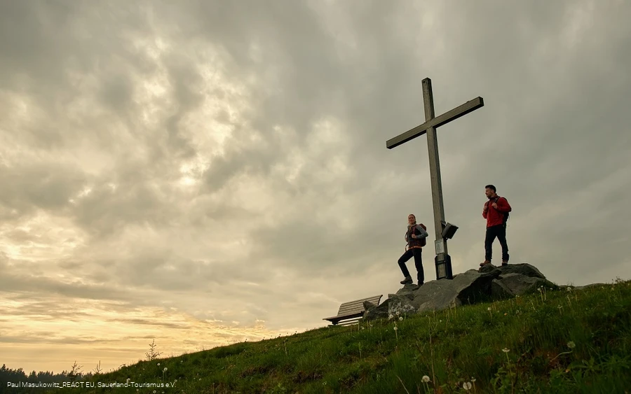Gipfelkreuz auf dem Klemensberg