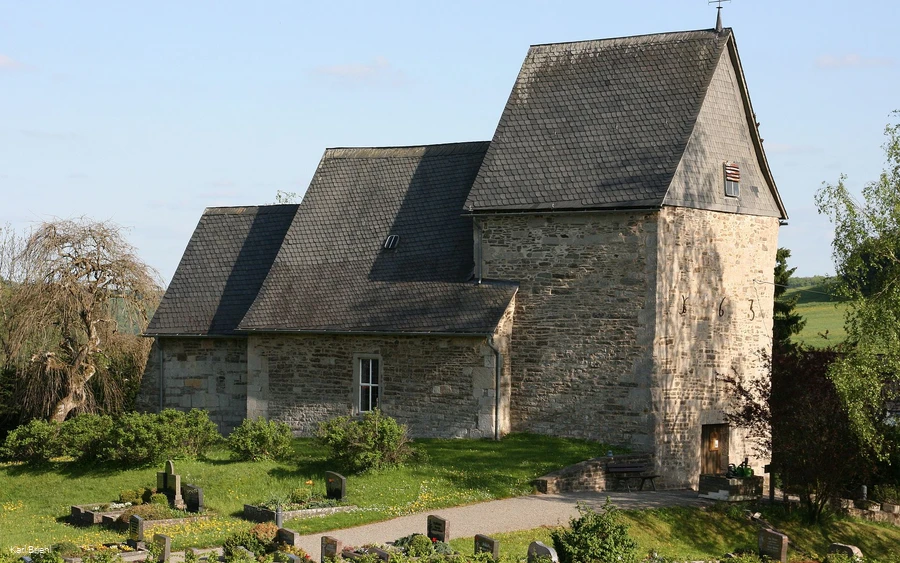Kirche 1.jpg