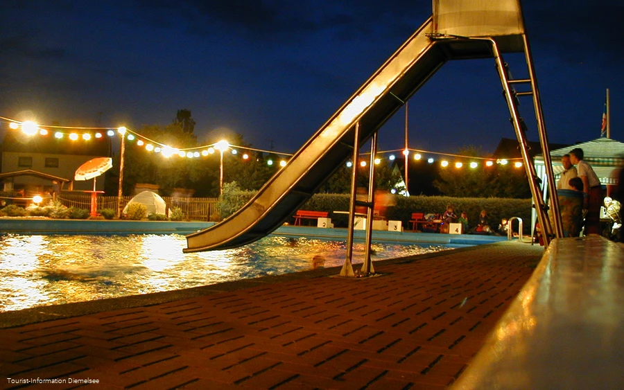 24-Std-Schwimmen im Freibad Vasbeck