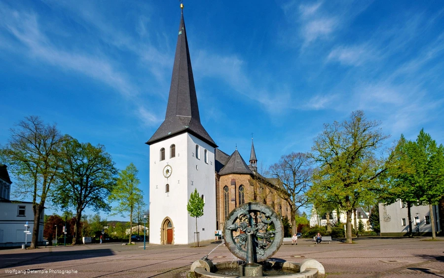 St.Petri Kirche, Arnsberg-Hüsten