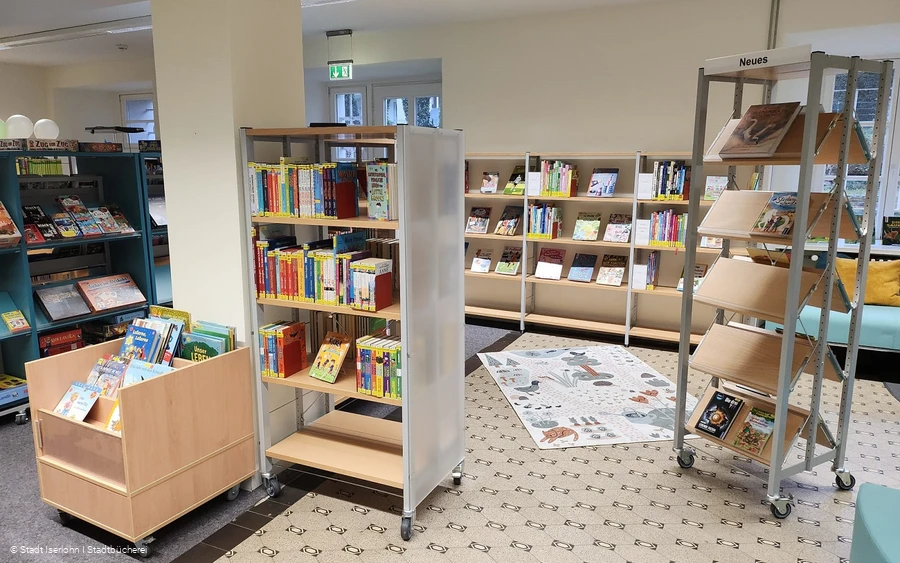 KiBü Le neue Regale (1).jpg