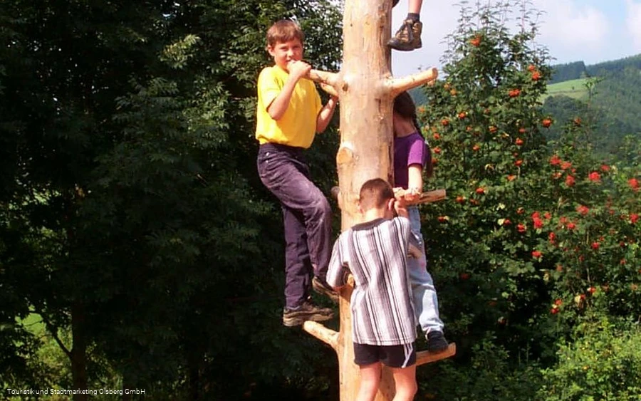 Spielplatz 3-kster.jpg