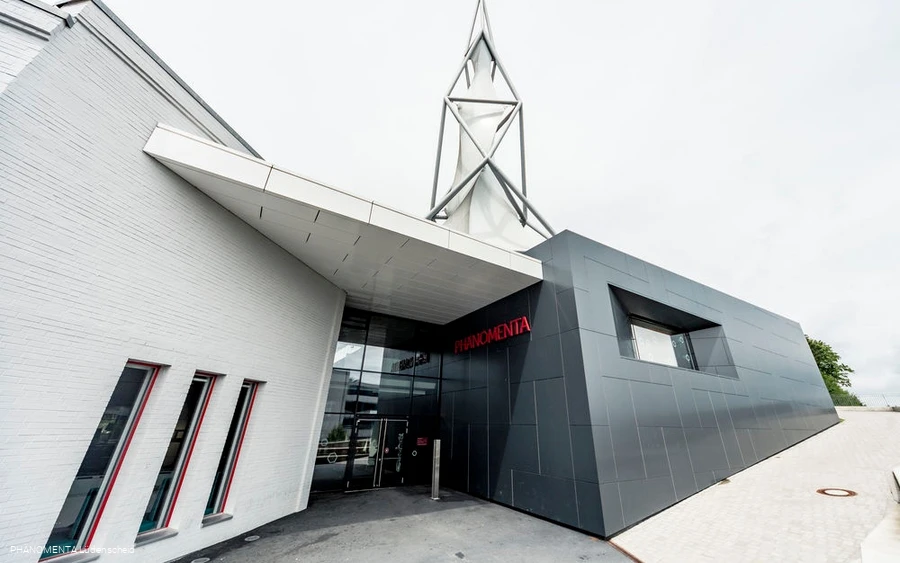 Eingang PHÄNOMENTA Lüdenscheid Eingang PHÄNOMENTA Lüdenscheid