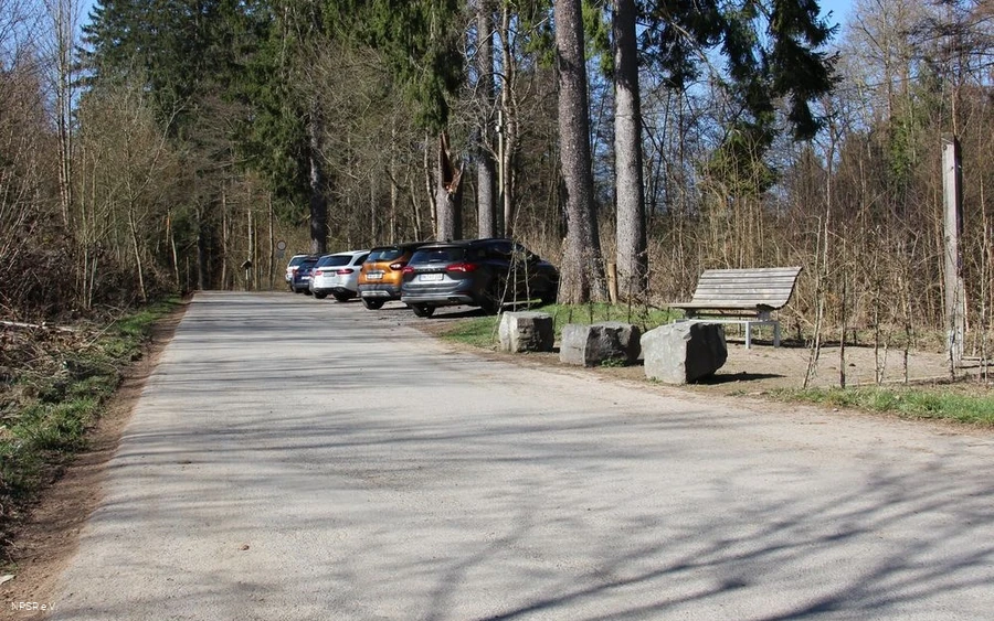 Parkfläche Wanderparkplatz Borke