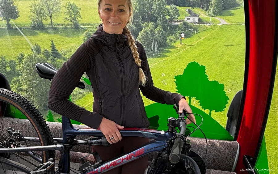 Mit dem Fahrrad auf den Ettelsberg in WIllingen