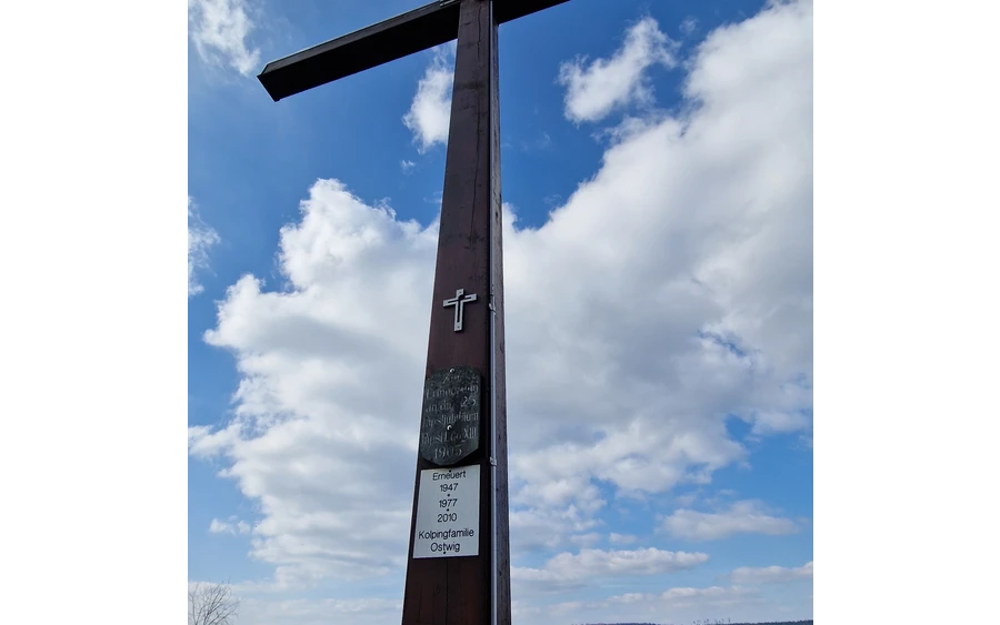 Steinbergkreuz Ostwig.jpg