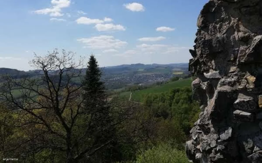 Burgruine Eversberg Ausblick