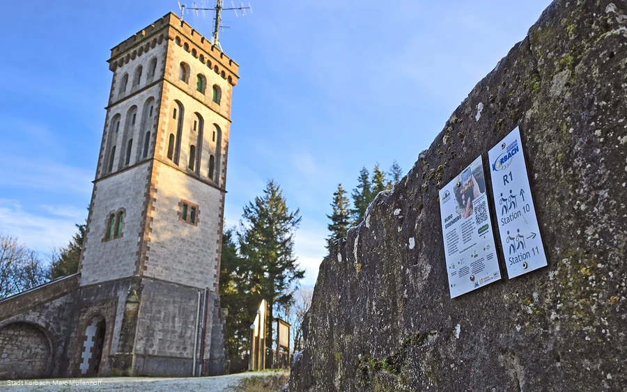 Info AR Burgruine Turm Goldspur