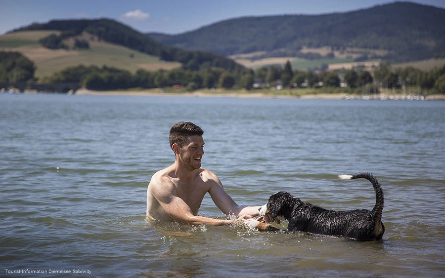Hundestrand am Diemelsee
