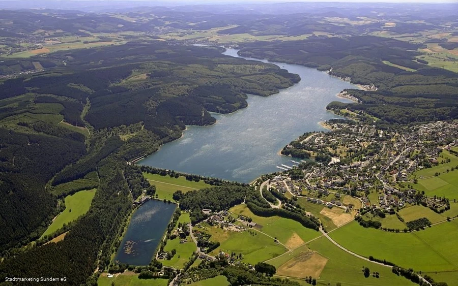 Sorpesee von oben