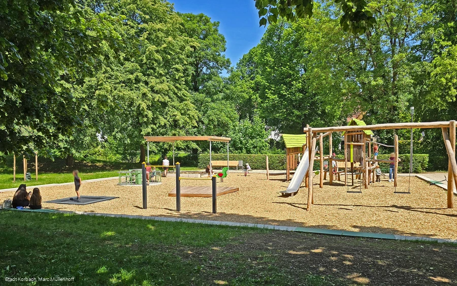 Goldpark-Spielplatz2-16zu9.jpg