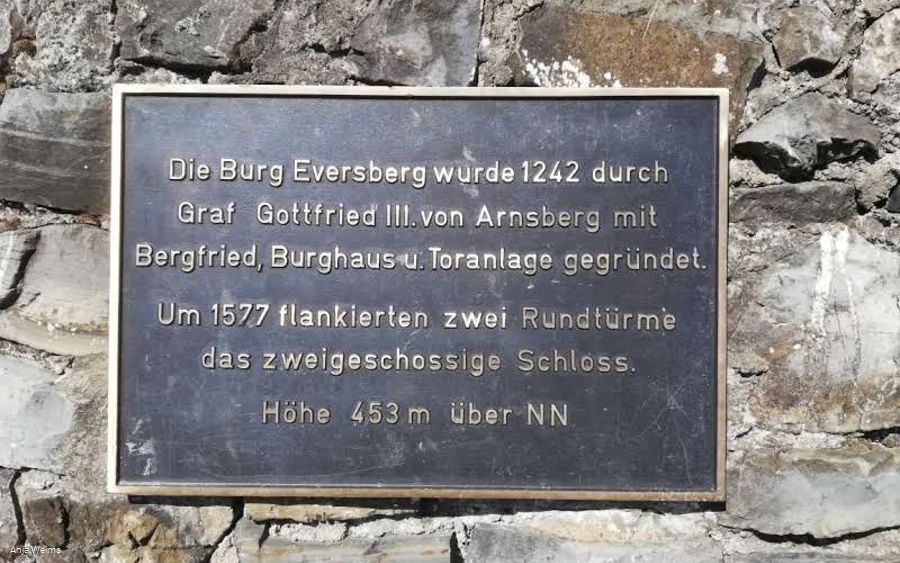 Brugruine Eversberg Info