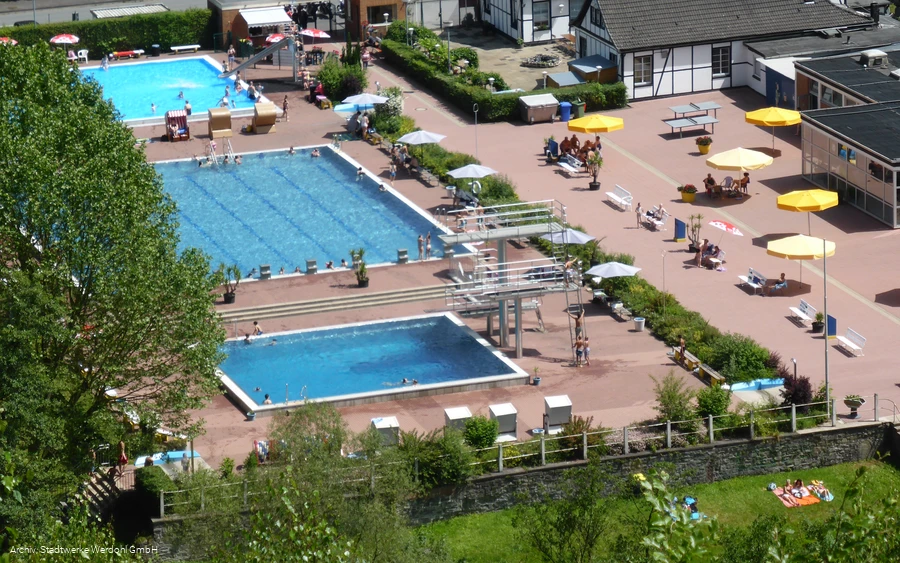 Werdohl_Freibad (3).JPG