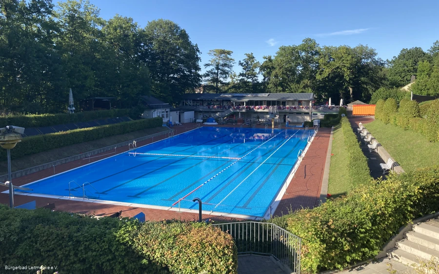 50m Schwimmbecken