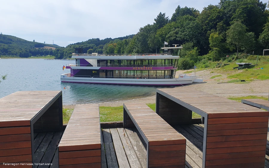 EMS Hennesee 
