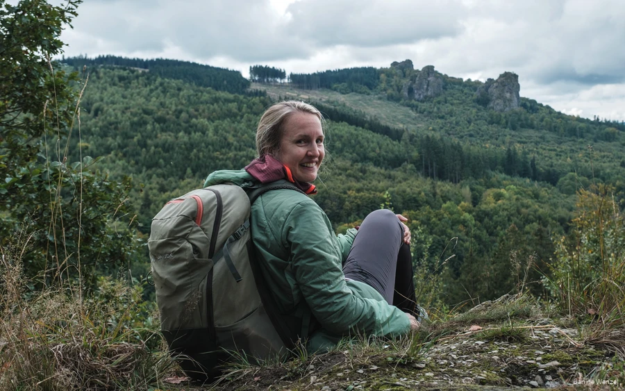 Janine Wenzel von gepacktundlos.com.jpg