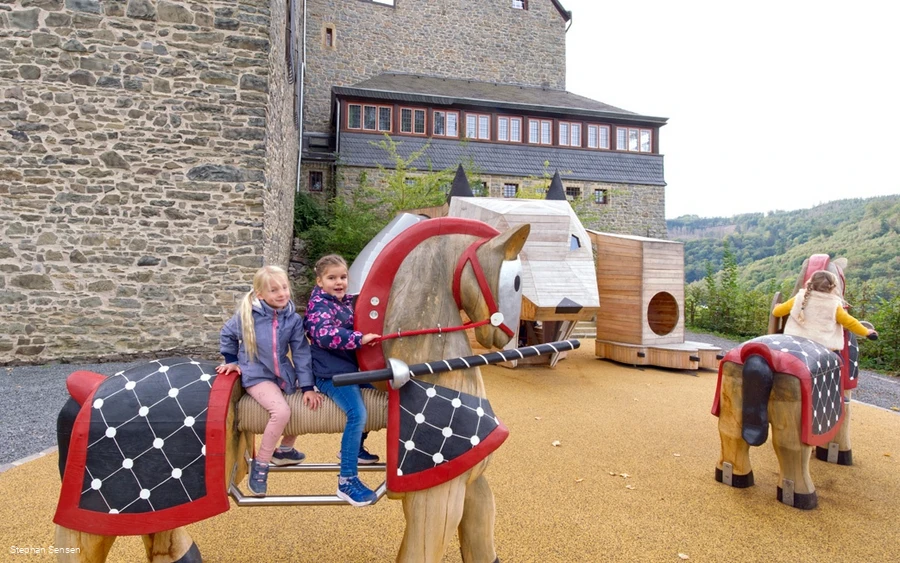 Eroeffnung  Spielplatz Wulfsegge - Foto 10A